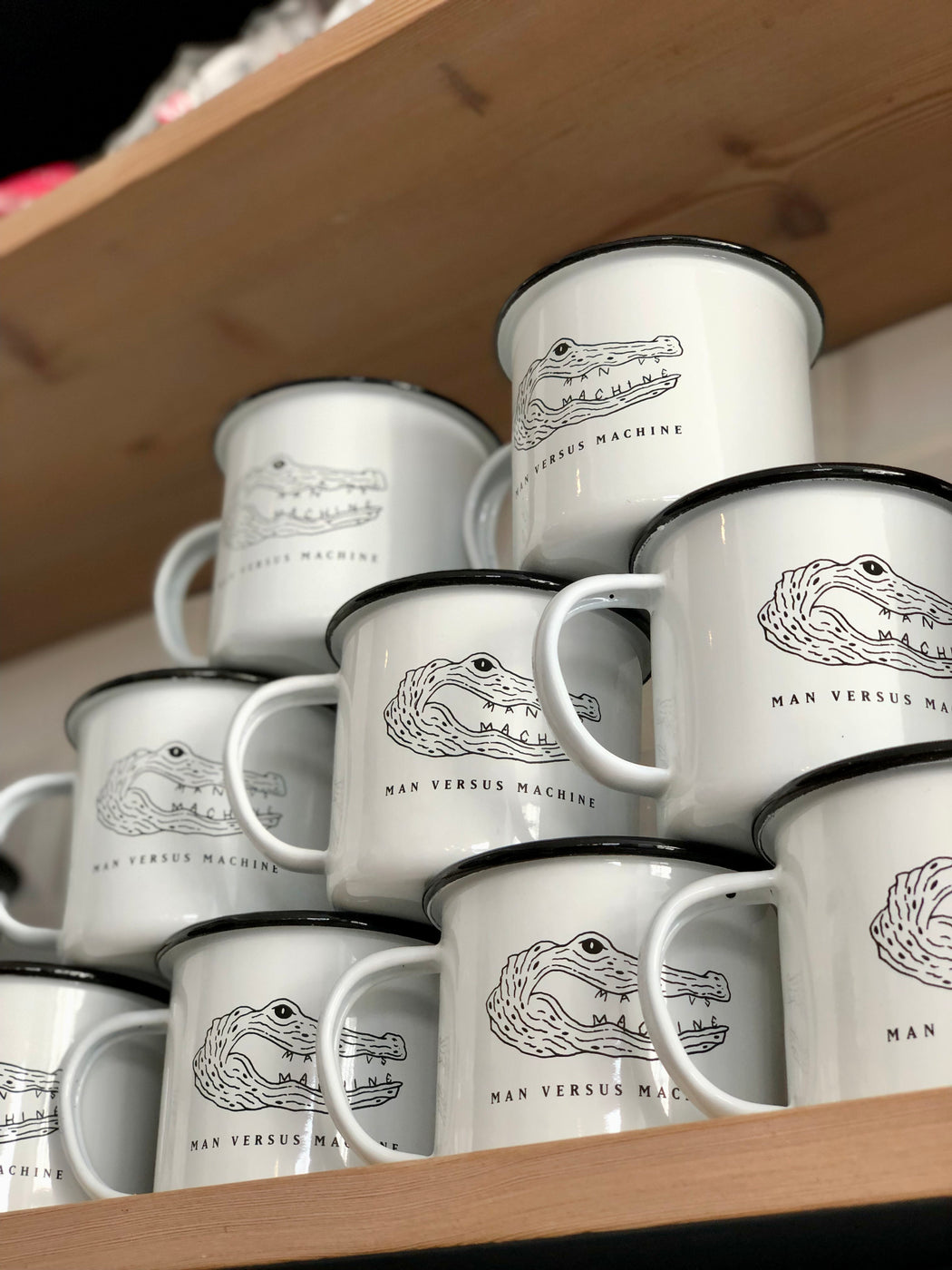 MVSM CROCODILE LOGO ENAMEL CUP